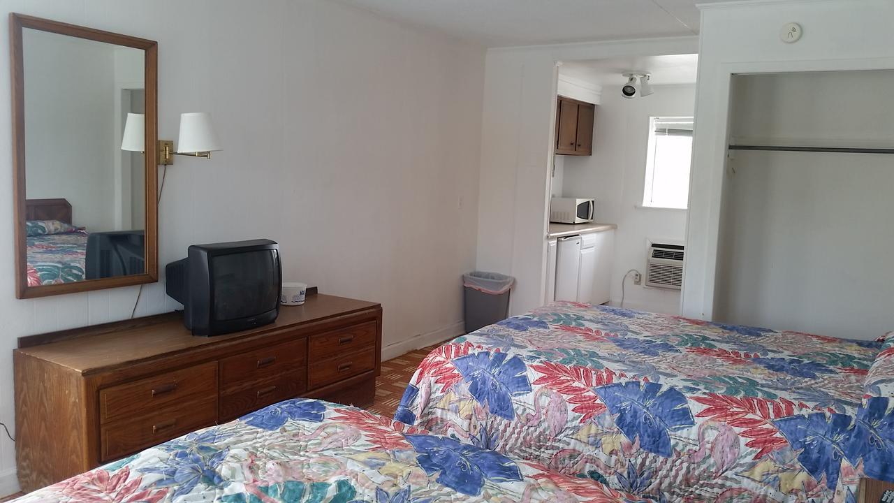 מירטל ביץ' Carolina Tarheel Motel מראה חיצוני תמונה