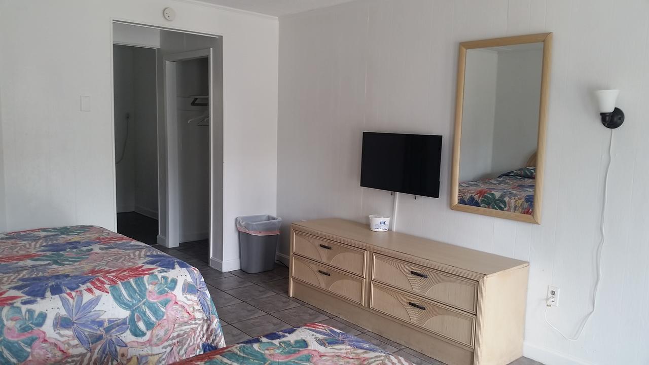 מירטל ביץ' Carolina Tarheel Motel מראה חיצוני תמונה