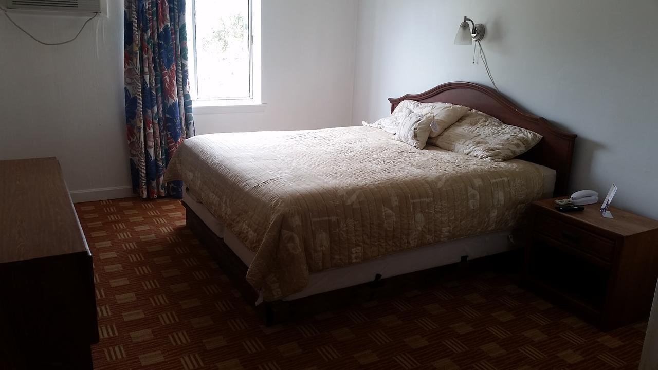 מירטל ביץ' Carolina Tarheel Motel מראה חיצוני תמונה
