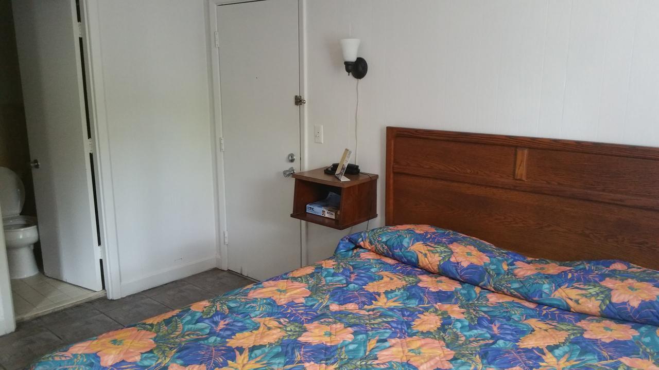 מירטל ביץ' Carolina Tarheel Motel מראה חיצוני תמונה