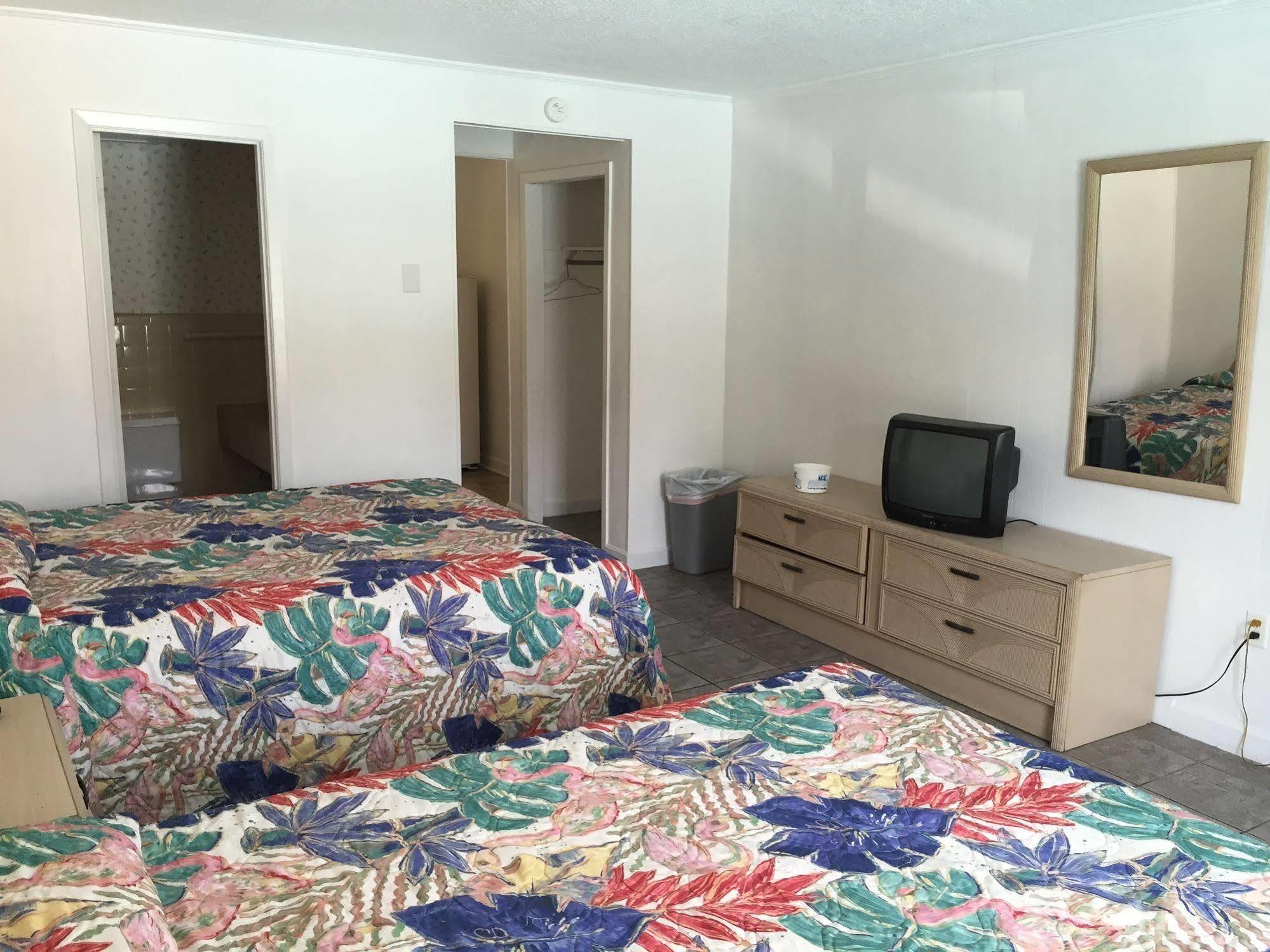 מירטל ביץ' Carolina Tarheel Motel מראה חיצוני תמונה