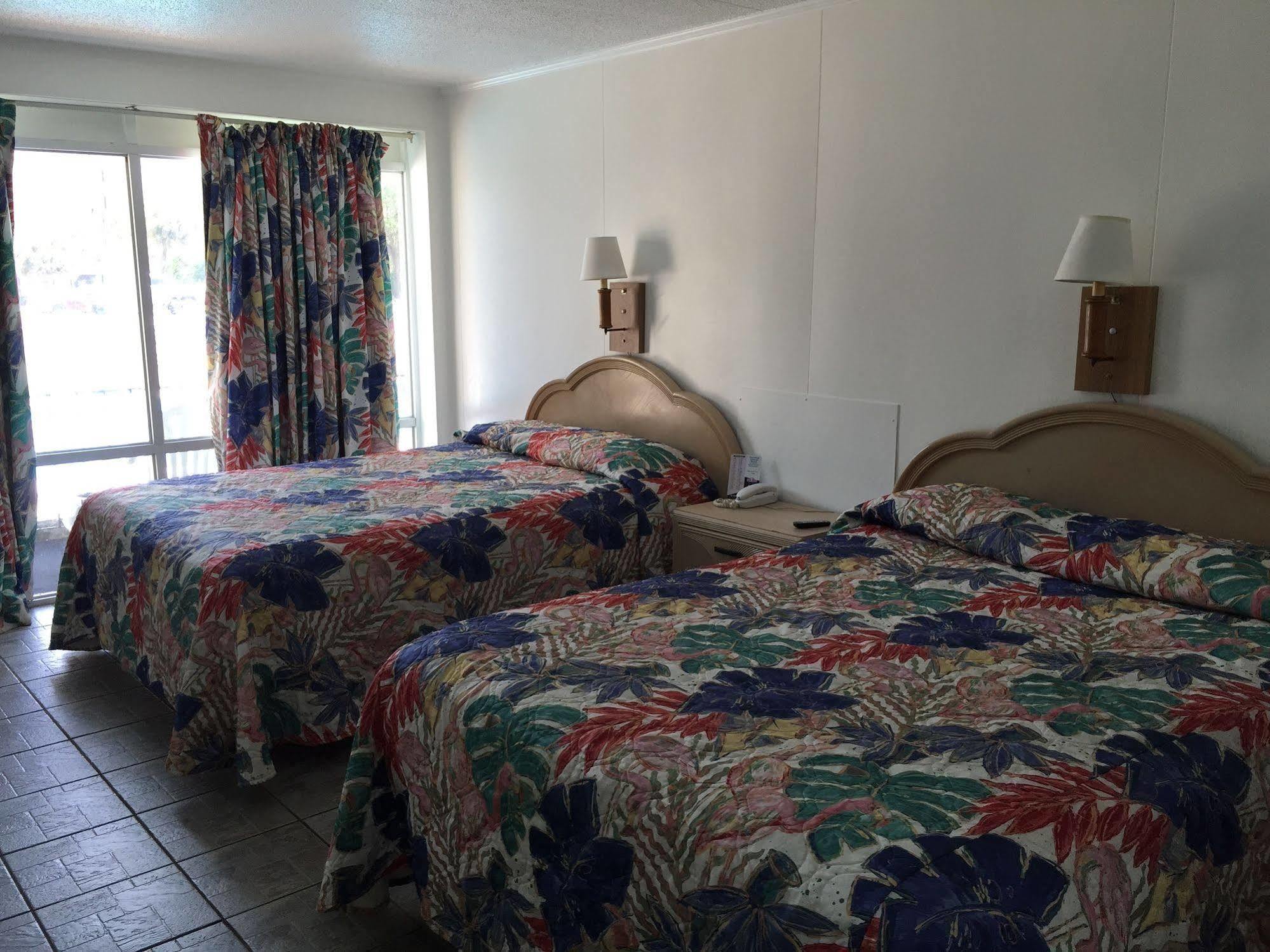 מירטל ביץ' Carolina Tarheel Motel מראה חיצוני תמונה