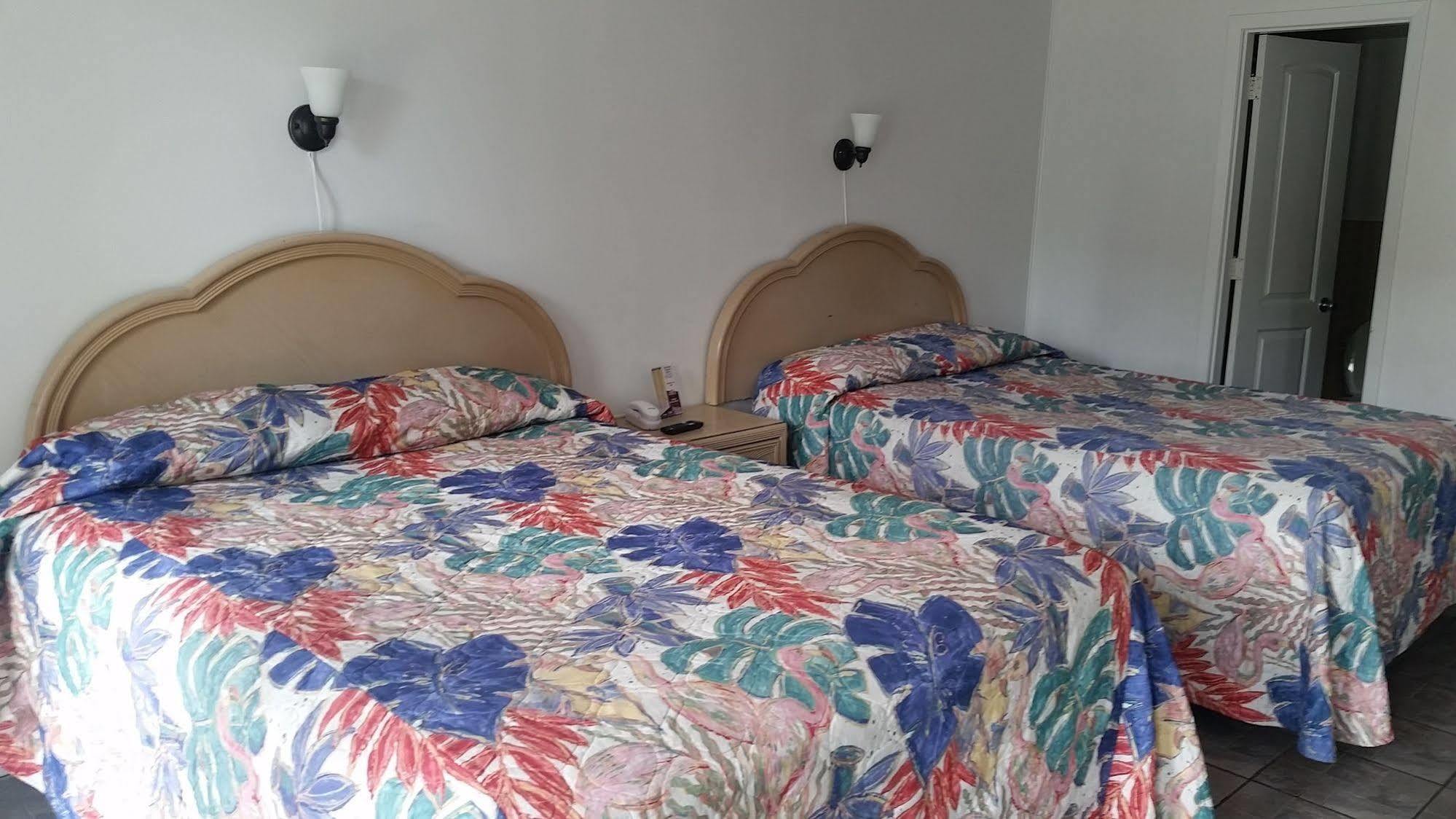 מירטל ביץ' Carolina Tarheel Motel מראה חיצוני תמונה