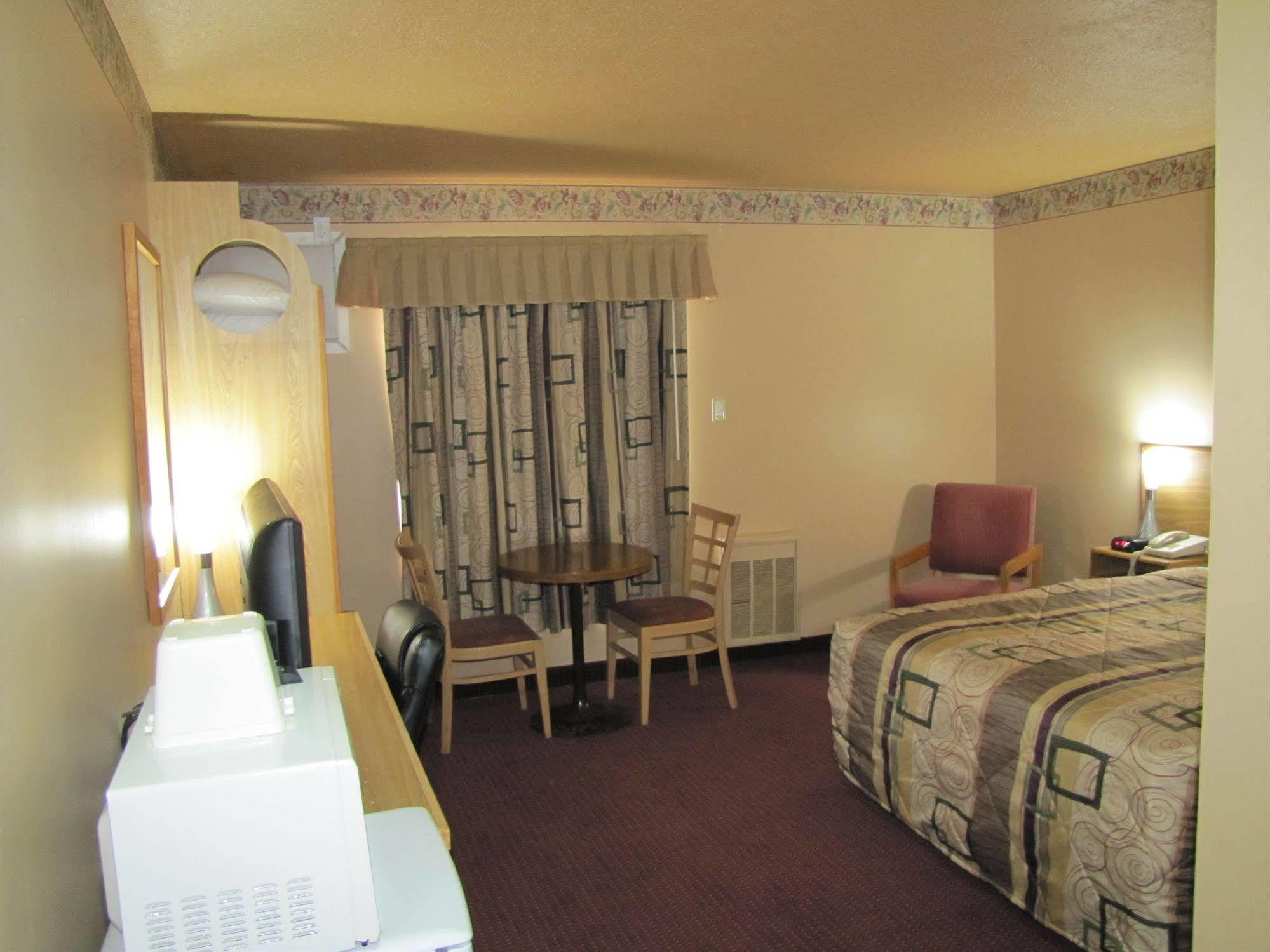 מירטל ביץ' Carolina Tarheel Motel מראה חיצוני תמונה